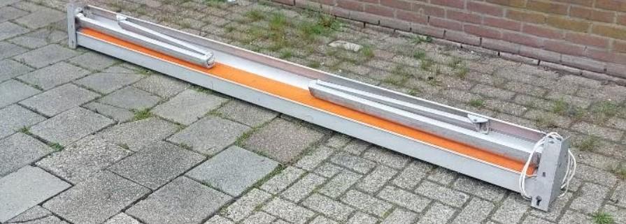 Elektrisch Knikarm Zonnescherm, Tuin en Terras, Zonneschermen, Gebruikt, Elektrisch, Ophalen of Verzenden, 150 tot 300 cm