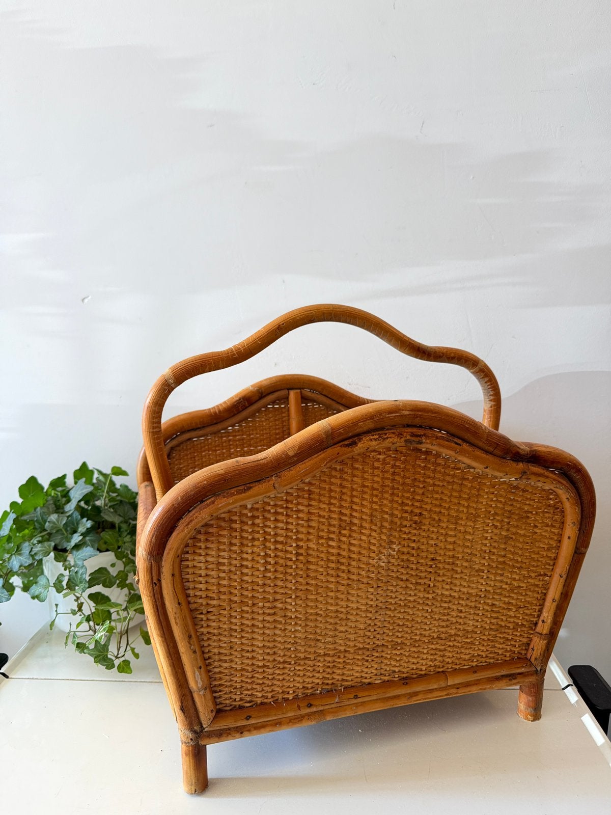 Rotan vintage lectuurmand, Ophalen of Verzenden