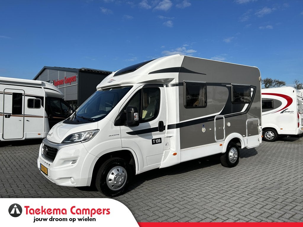 Fiat Carado T135 Fransbed/2017/Euro-6/Airco/5.90M/131PK!, Fiat, Bedrijf, Tot en met 3, 5 tot 6 meter