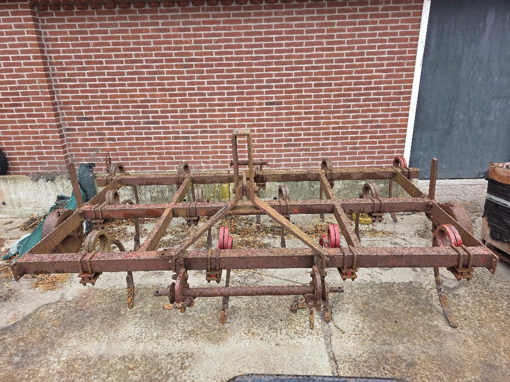 triltand/veertand-cultivator, Ophalen, Akkerbouw, Grondbewerking