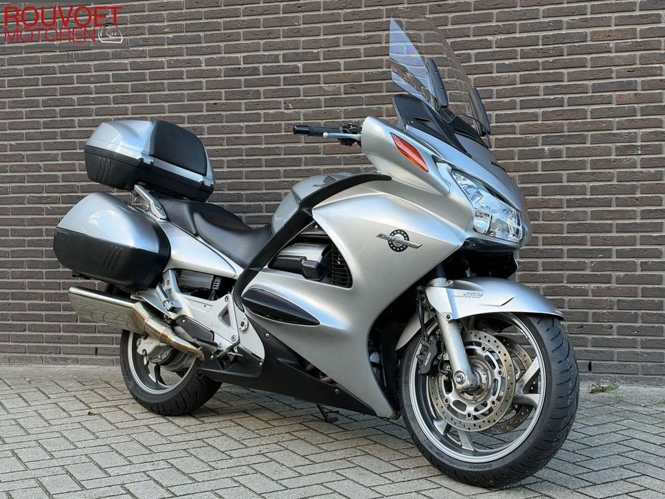 HONDA ST 1300 PAN EUROPEAN ABS ST1300 1300Pan, HONDA, 4 cilinders, Motorrijbewijs A, Bedrijf