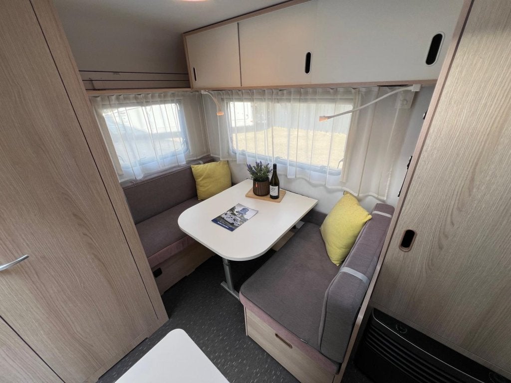 Adria Aviva 400 PS mover, tent, fietsenrek, lichtgewicht!, Schokbreker, Bedrijf, Treinzit, 750 - 1000 kg