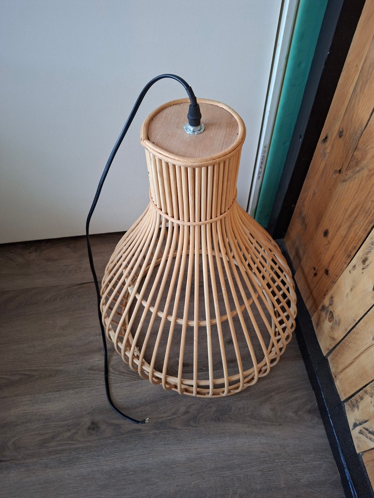 Hanglamp van riet - Bohemian stijl, Huis en Inrichting, Lampen | Hanglampen, Ophalen, Gebruikt, Natuurlijk materiaal, E27 (groot)