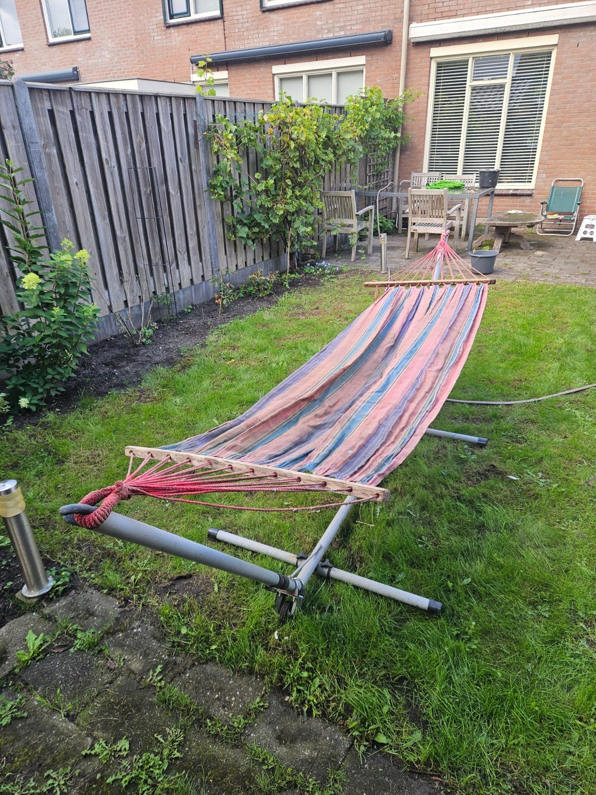 Hangmat met standaard - doek vrijwel versleten, Ophalen of Verzenden, Gebruikt
