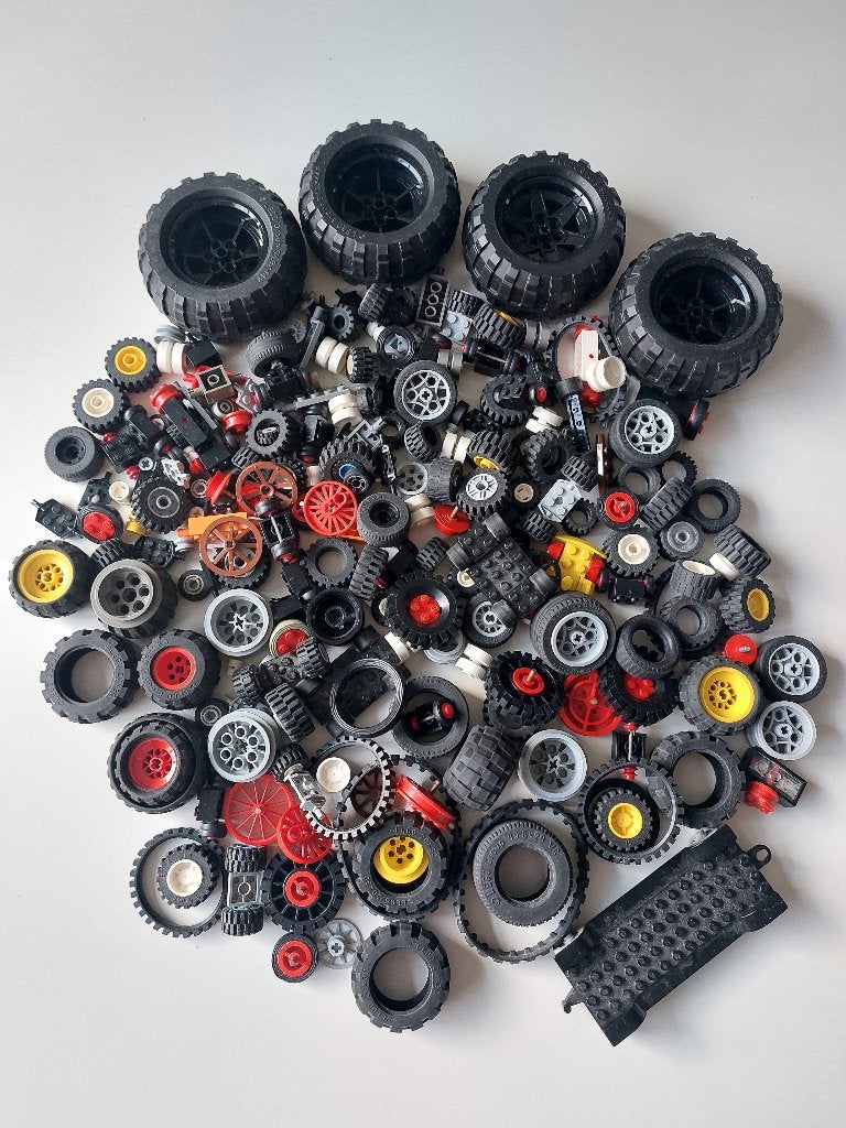 veel Lego wielen / banden / velgen, Lego, Ophalen of Verzenden, Zo goed als nieuw, Technic