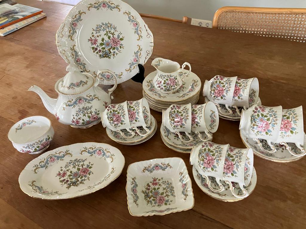 Prachtig en compleet thee- koffieservies van Royal Standard, Antiek en Kunst, Ophalen