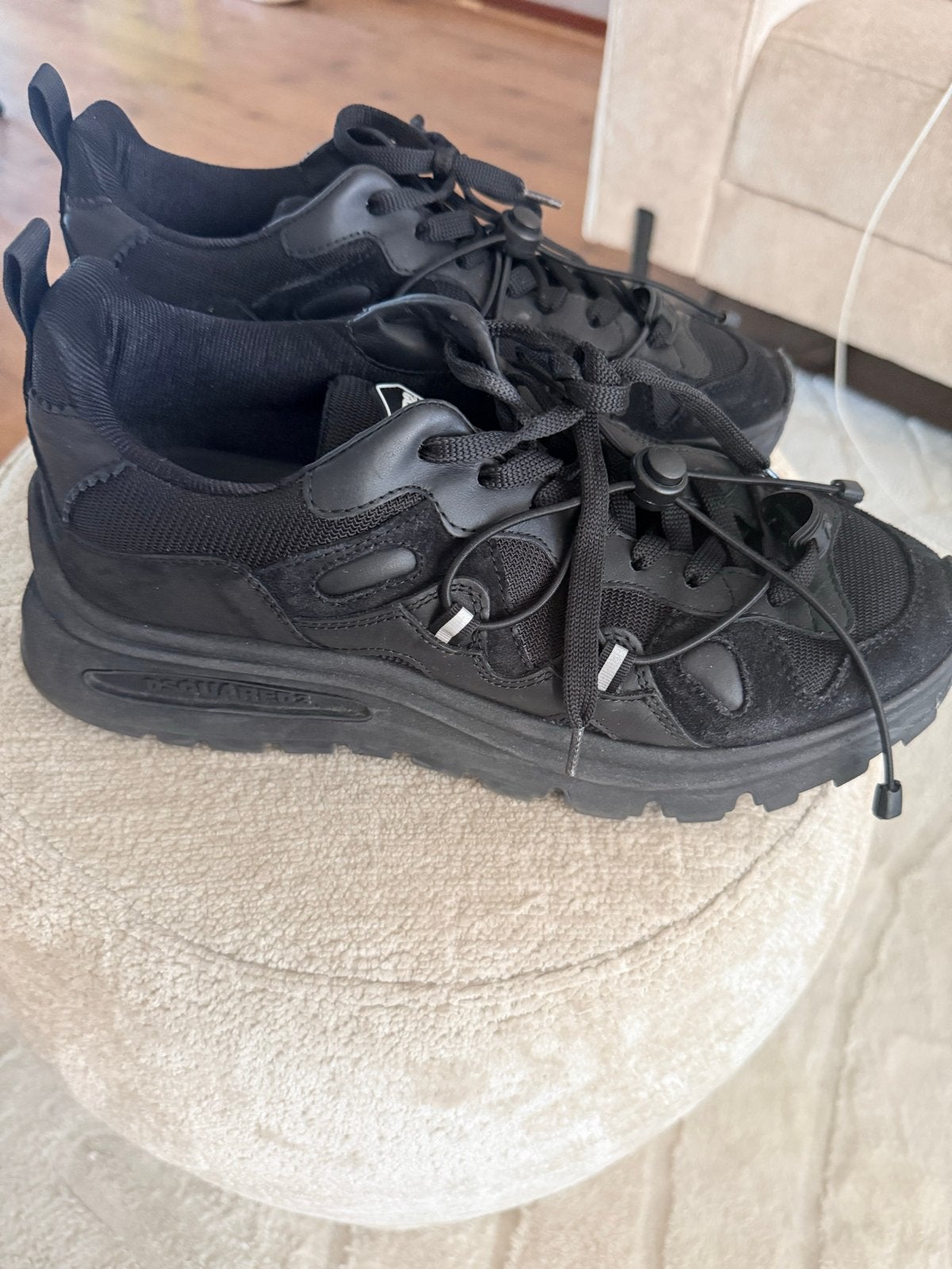 Dsquared2 zwarte sneakers limited edition, Kleding | Heren, Schoenen, Zo goed als nieuw, Sneakers of Gympen, Zwart, Ophalen of Verzenden