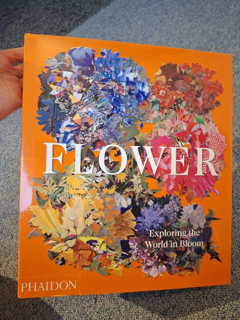Art Book "Flower. Exploring the World in Bloom", 2020, Boeken, Diverse auteurs, Ophalen of Verzenden, Zo goed als nieuw, Overige onderwerpen