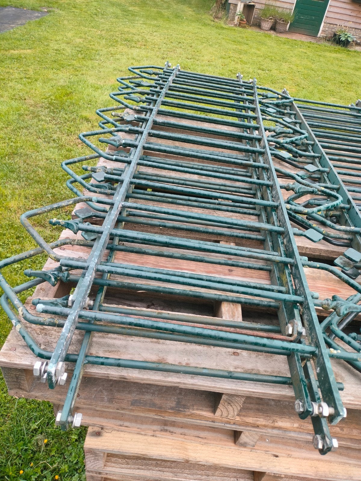 Ijzeren hekwerk 14 meter, Ophalen, Gebruikt, IJzer, Sierhekwerk