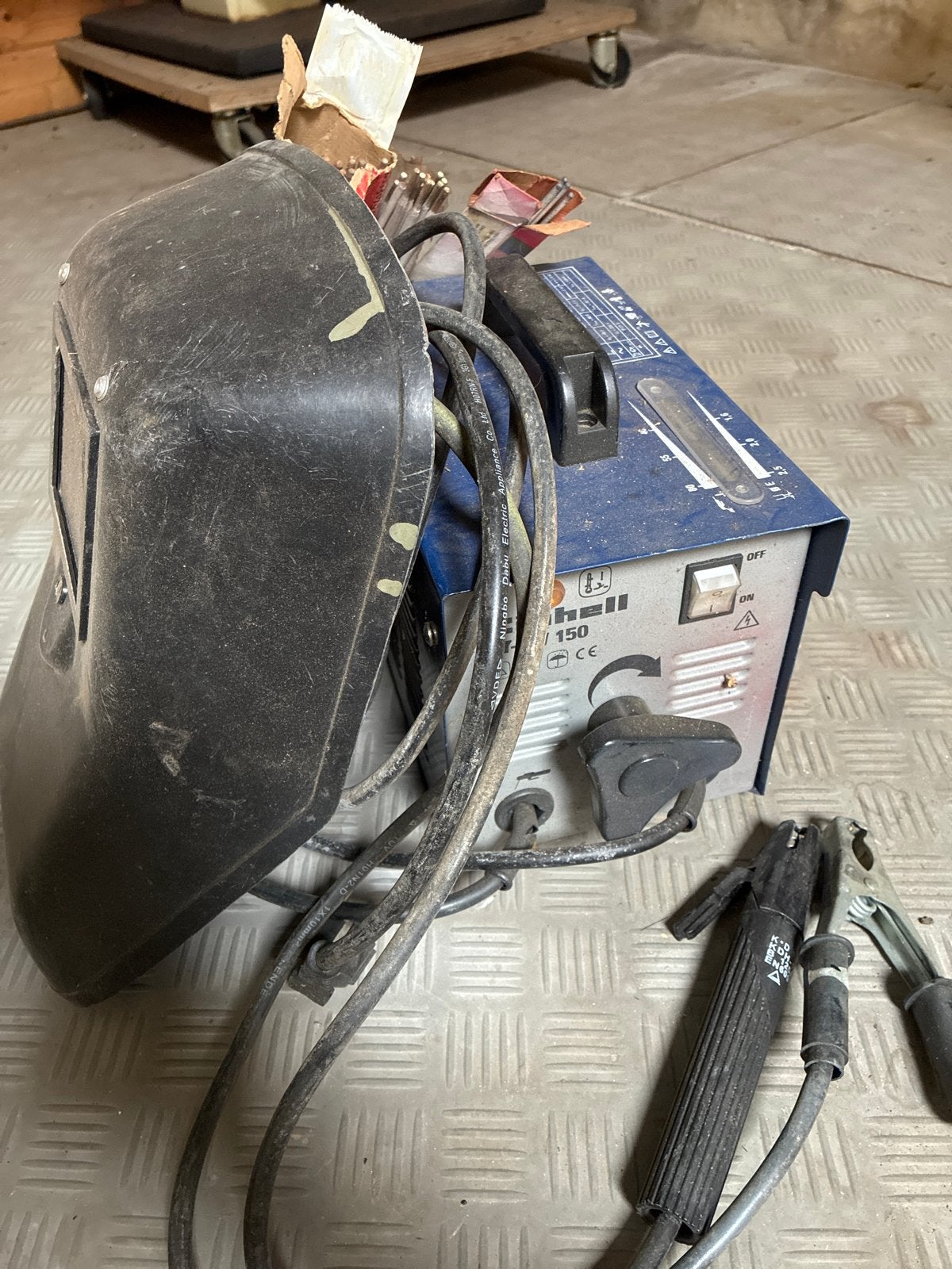 Lasapparaat met masker en elektroden, Ophalen of Verzenden, Gebruikt, Minder dan 150 ampère, Elektroden