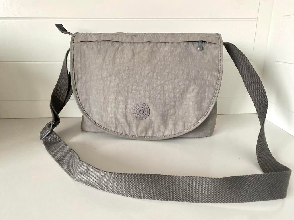 Kipling Schoudertas Grijs, Sieraden, Tassen en Uiterlijk, Tassen | Schoudertassen, Ophalen of Verzenden, Gebruikt, Grijs, Kipling