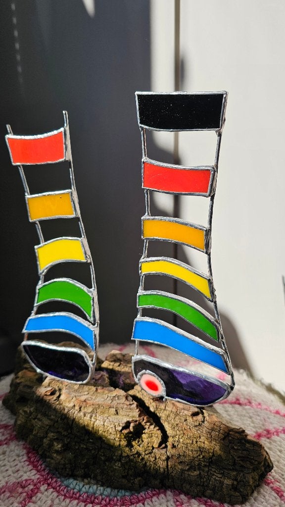 Colored socks. Glas in lood/ tiffany, Huis en Inrichting, Woonaccessoires | Overige, Ophalen of Verzenden, Nieuw, Meerkleurig