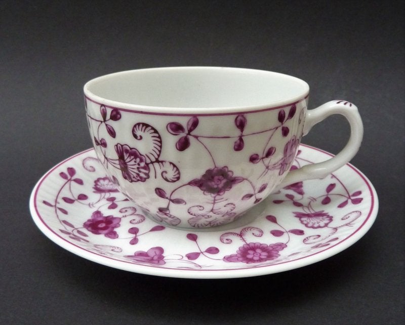 August Warnecke China Purpur, Ophalen of Verzenden, Zo goed als nieuw, Porselein, Kop en/of schotel