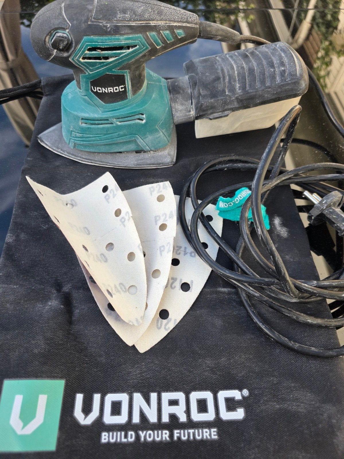 VONROC PS501AC vlakschuurmachine, Doe-het-zelf en Verbouw, Ophalen of Verzenden, Gebruikt, Minder dan 600 watt, Vlakschuurmachine