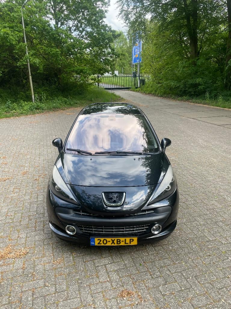 Peugeot 207 1.6 THP 150pk Feline | Panoramadak | Goede staat, Voorwielaandrijving, Zwart, 4 cilinders, 150 pk