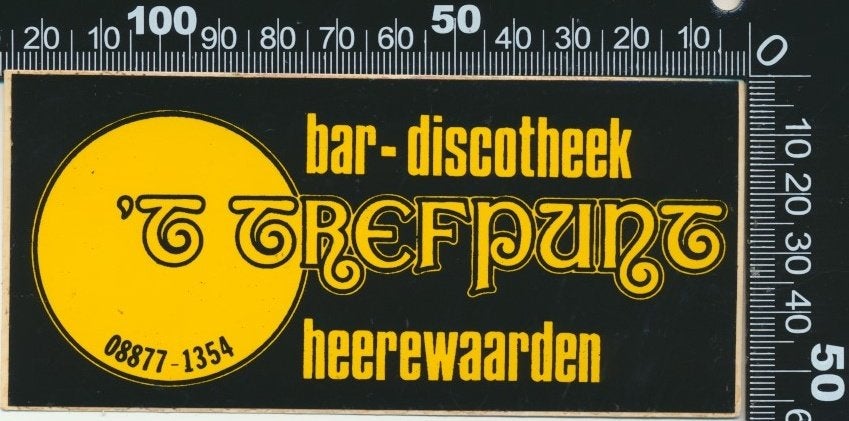 Sticker: Bar Discotheek Het Trefpunt - Heerewaarden, Ophalen of Verzenden, Zo goed als nieuw, Bedrijf of Vereniging