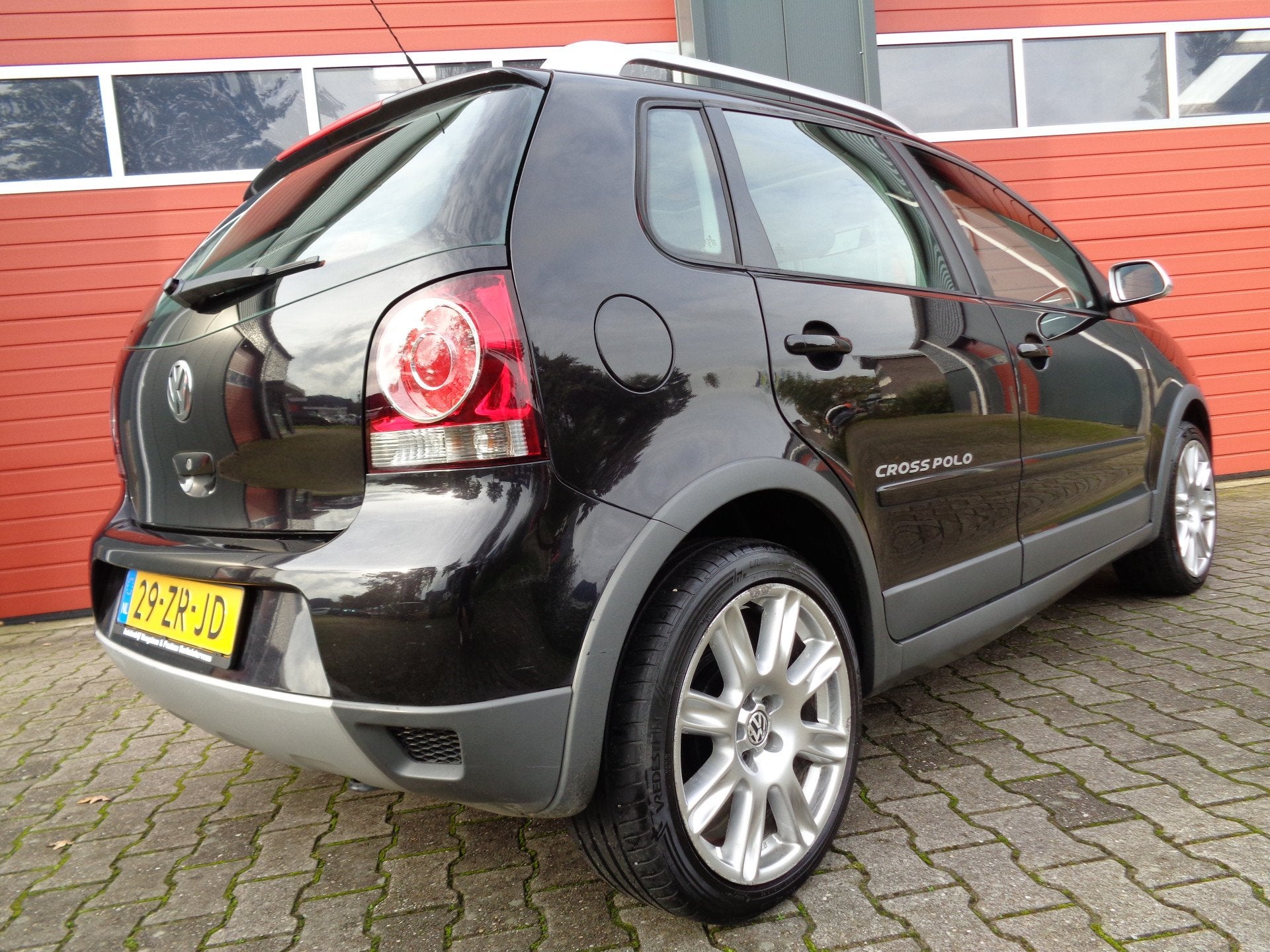 Volkswagen Polo 1.2-12V Cross,Airco,Sportstoelen,Open dak!, Auto's, Voorwielaandrijving, 1057 kg, 1198 cc, Zwart