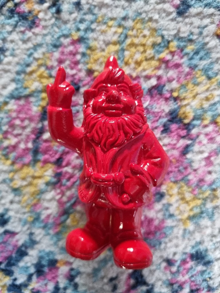 Tuinkabouter met middelvinger (10cm) NIEUW, Verzamelen, Ophalen of Verzenden, Nieuw, Fantasy