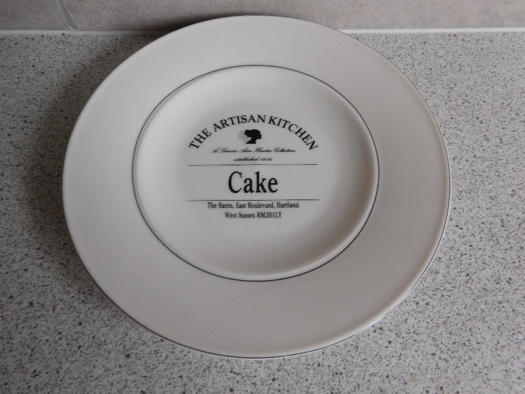 Bord 18 cm. Cake Lauren Ann Hunter the Artisan Kitchen, Overige merken, Ophalen of Verzenden, Zo goed als nieuw, Bord(en)