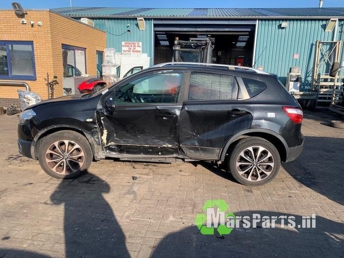 Stijl midden-links van een Nissan Qashqai (Z11G), Gebruikt, -, -, Ophalen of Verzenden