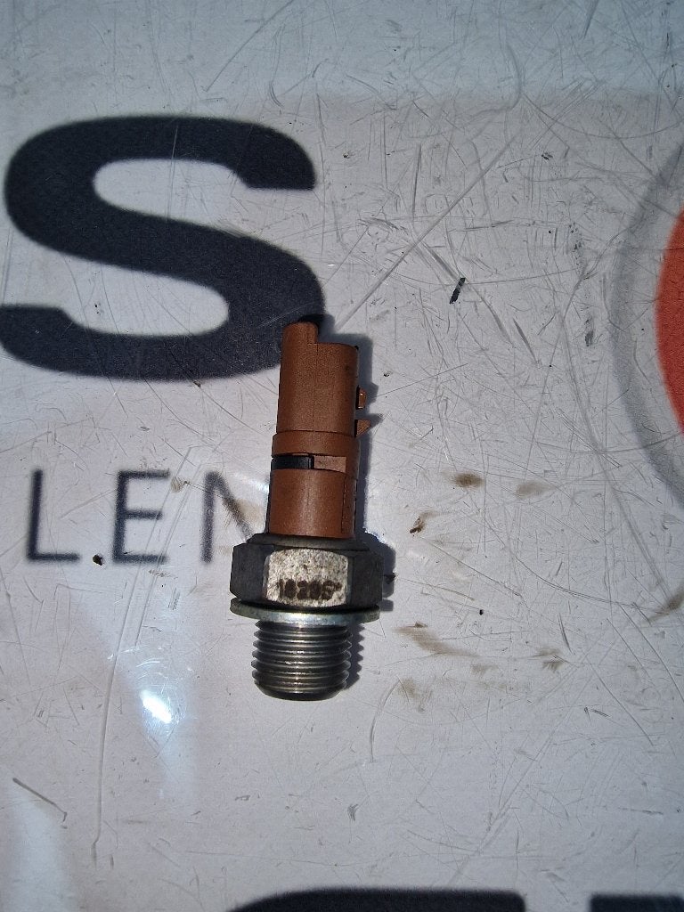 Oliedruk-sensor Peugeot 208 I 1.2 VTI 12V PureTech 2013, Ophalen of Verzenden