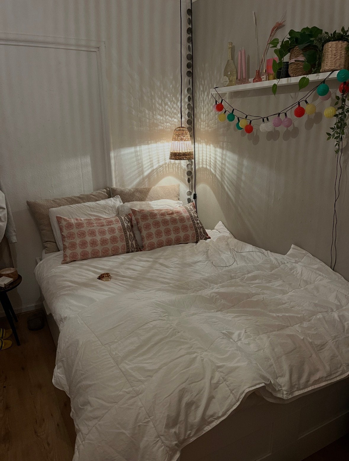 Bedframe IKEA BRIMNES met opberglades, 140x200 cm, Wit, Tweepersoons, Zo goed als nieuw, 200 cm