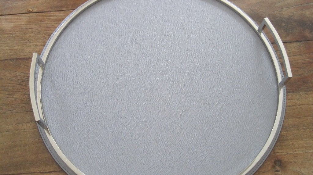 2x2 dienbladen van Italiaans design, Huis en Inrichting, Woonaccessoires | Dienbladen, Ophalen, Rond, Leer, Zo goed als nieuw
