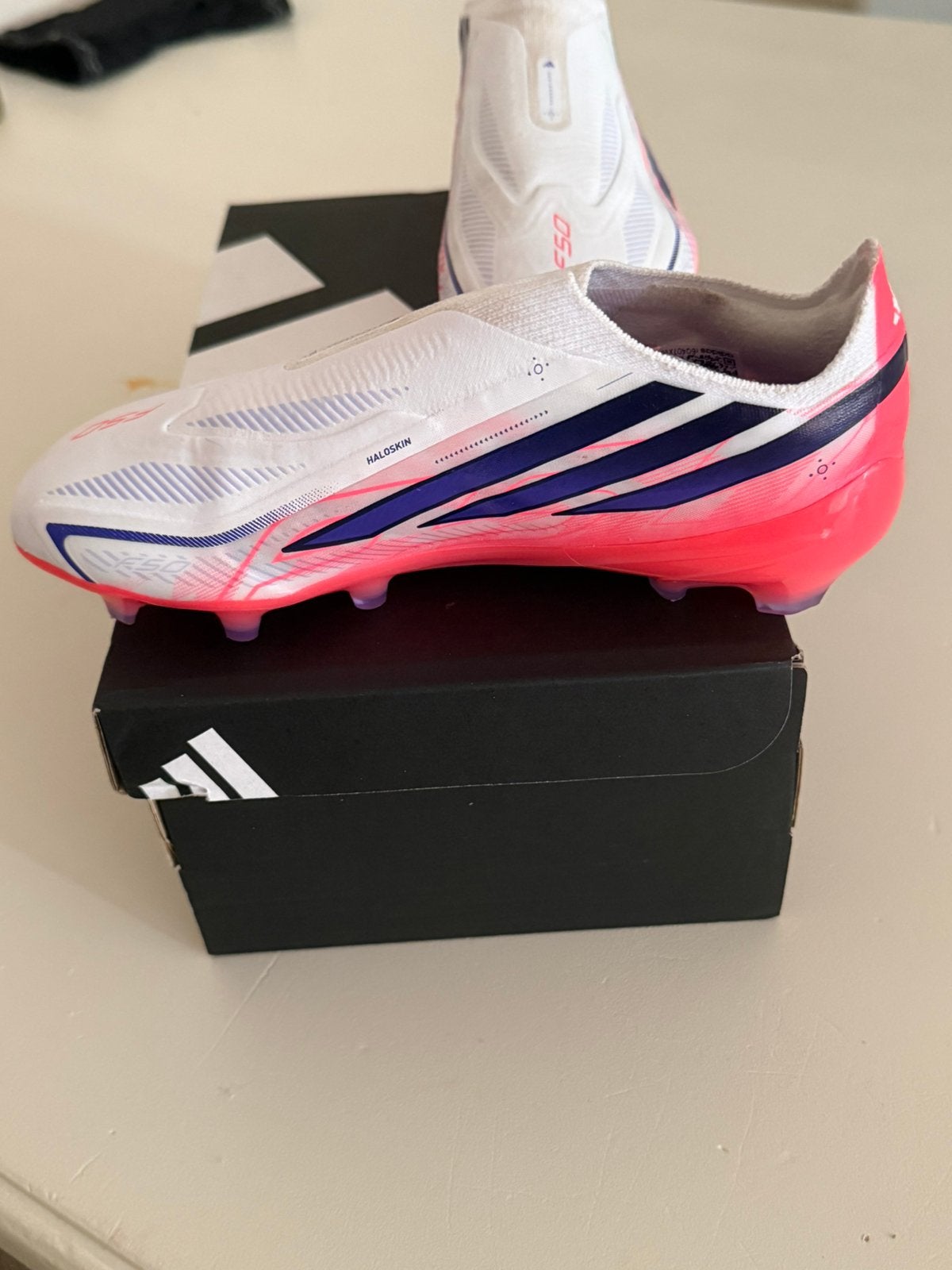 Adidas F50 Hyperfast Elite Veterloze Voetbalschoenen FG Kids, Ophalen, Maat XS of kleiner, Schoenen, Zo goed als nieuw