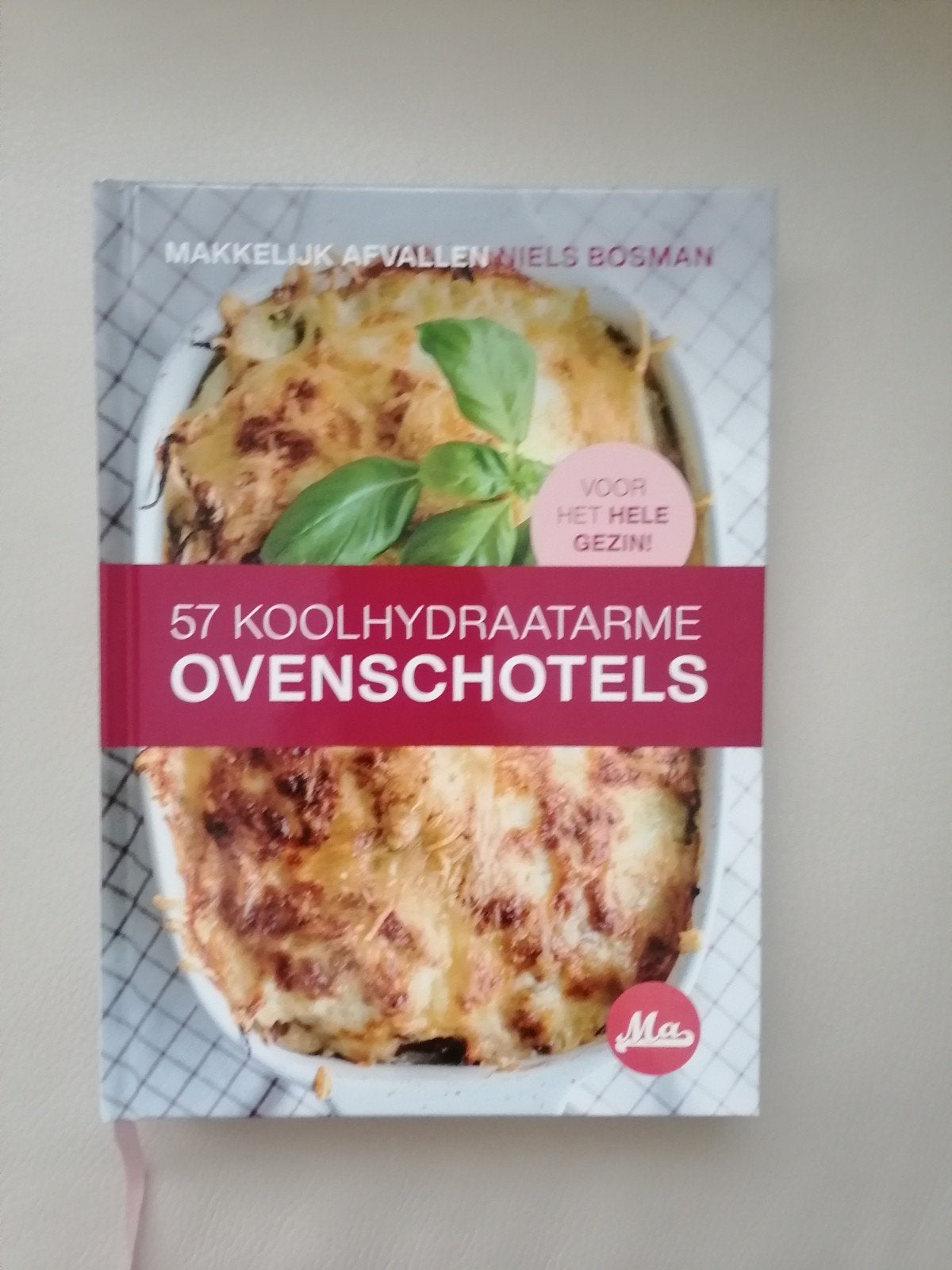 57 Koolhydraatarme Ovenschotels Niels Bosman, Ophalen of Verzenden, Zo goed als nieuw, Dieet en Voeding, Niels Bosman