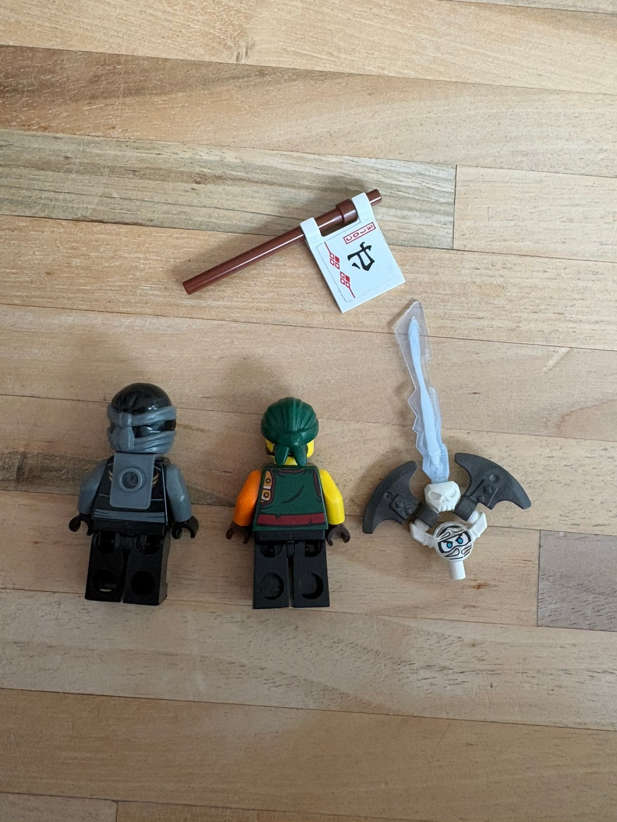 Foto 3 van Cole + pirate - Lego Ninjago