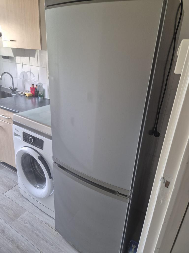 IKEA Lagan FC223/92 Koelkast met aparte vriezer, Ophalen, 200 liter of meer, 60 cm of meer, Met aparte vriezer