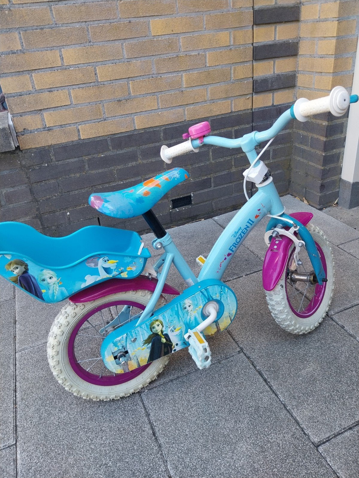 Frozen kinderfiets 12 inch met zijwieltjes, Ophalen, Zijwieltjes, Gebruikt, Velgrem