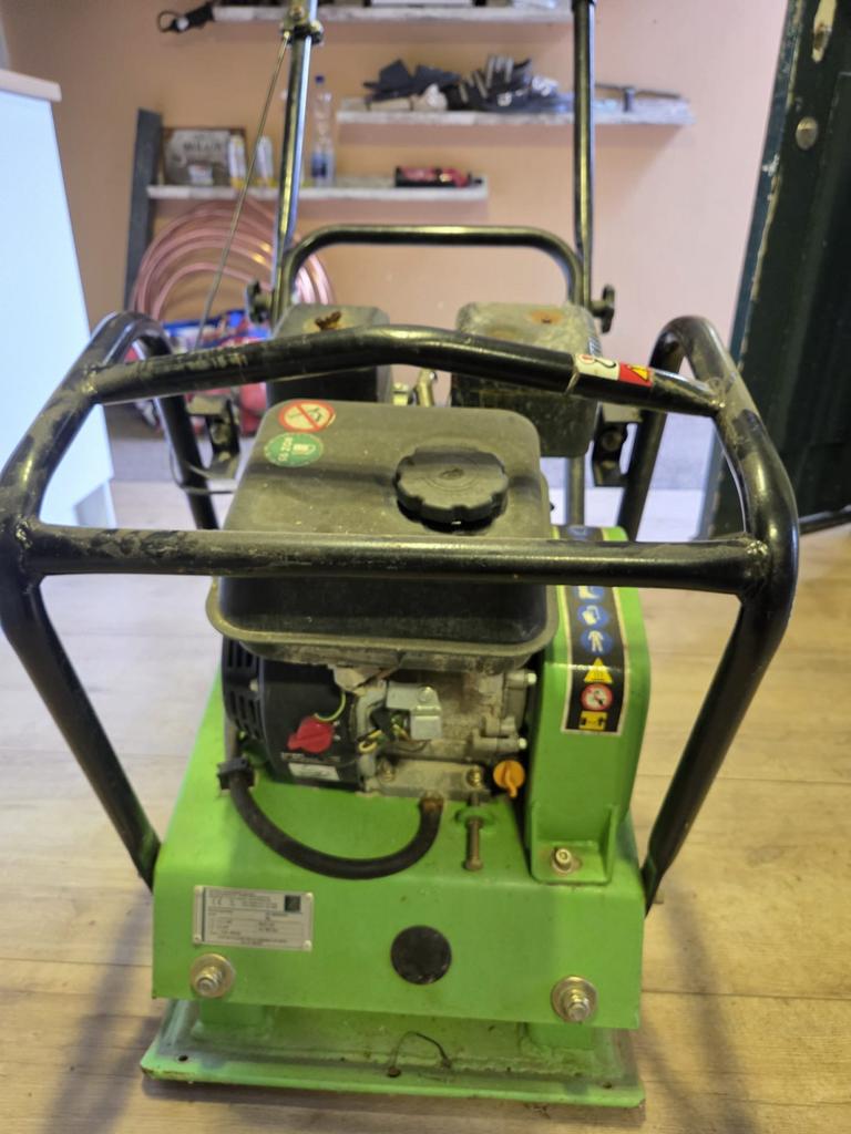 Zipper Trilplaat - Krachtige Verdichter voor Tuin en Bestrat, Ophalen, Gebruikt