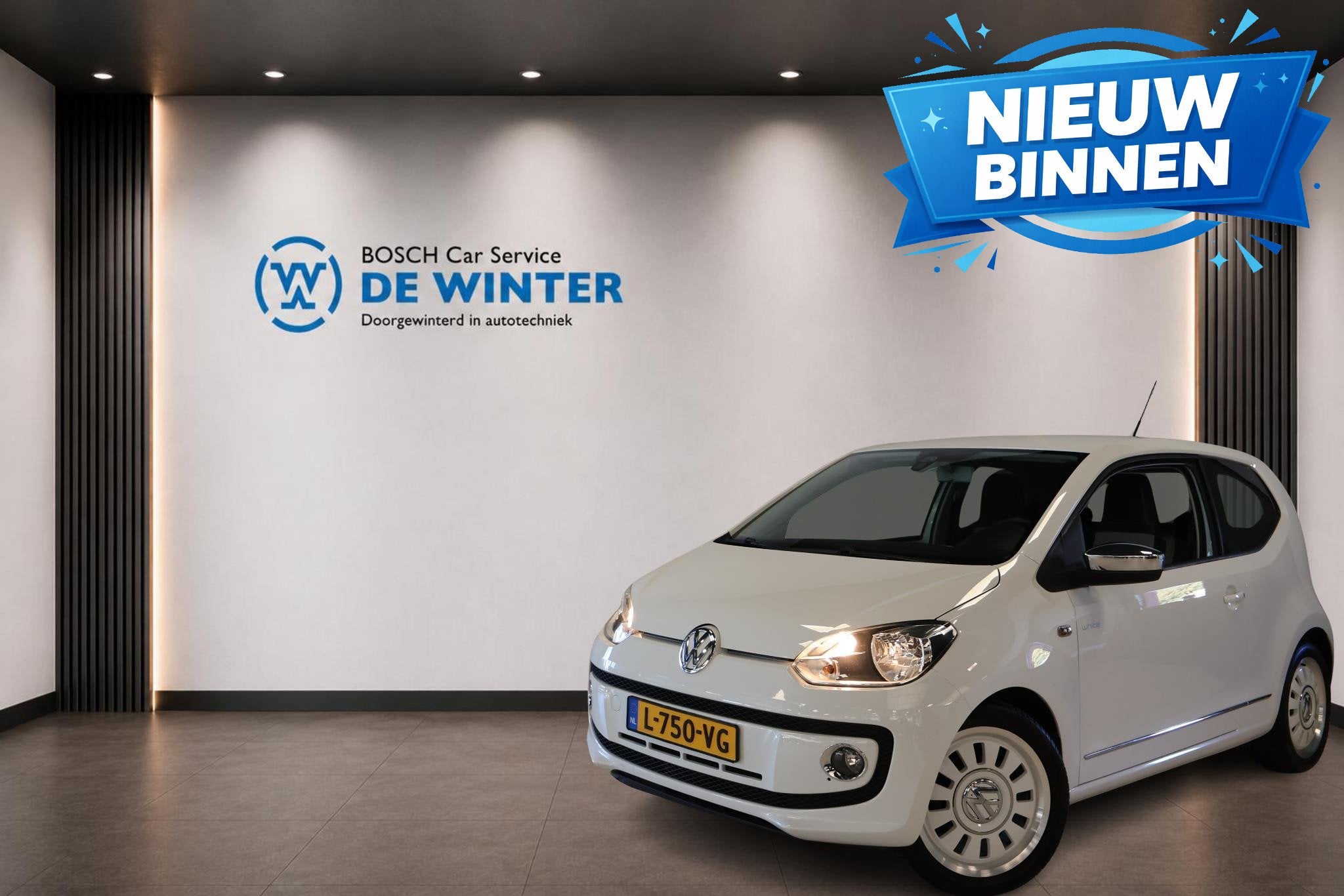 Volkswagen Up! 1.0 high up! WHITE, Auto's, Euro 5, Stof, Gebruikt, Met garantie (alle)