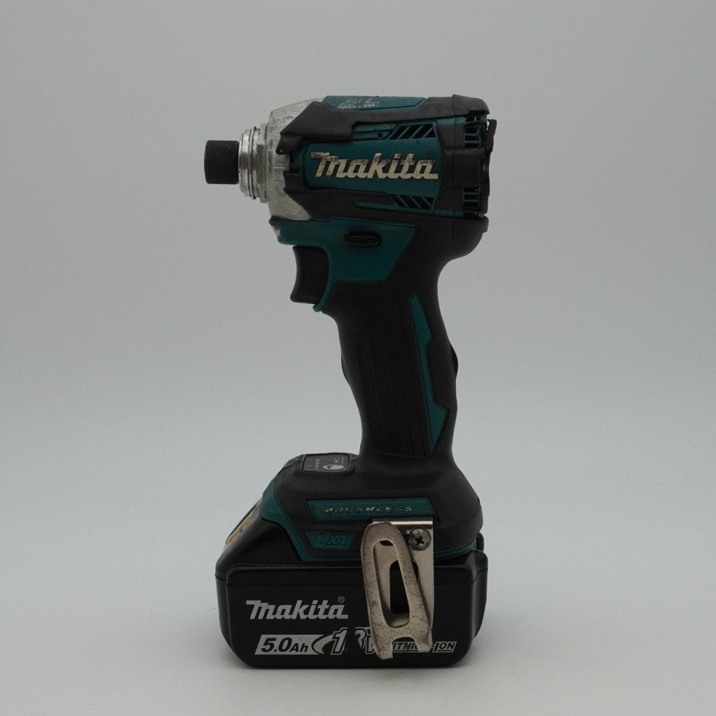 Makita DTD154 18V Slagschroevendraaier incl. 5Ah Accu, Makita, Zo goed als nieuw, Support@makita.com, Makita Corporation, 3-11-8, Sumiyoshi-cho, 
Anjo, Aichi 446-8502
Japan