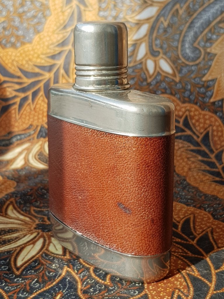 Mooie complete oude Engelse zakfles van glas en leder 12 cm., Antiek en Kunst, Ophalen of Verzenden