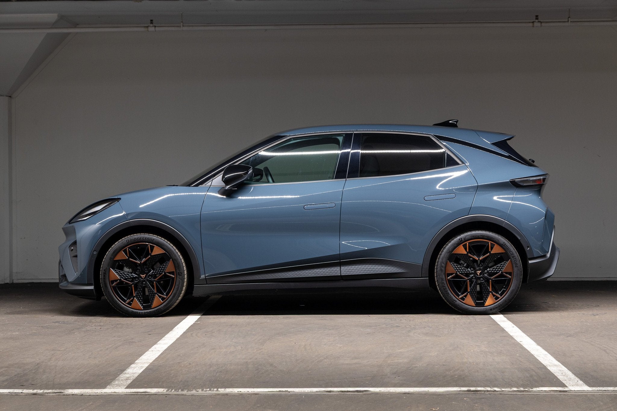 CUPRA Raval Performance First Edition 56 kWh, Auto's, Automaat, Gebruikt, Blauw, Alcantara