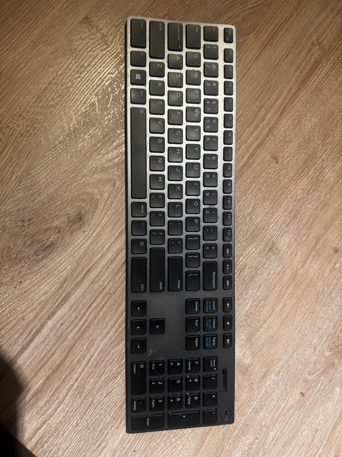 Dell Premier Wireless Keyboard WK717 Laptop Keyboard, Computers en Software, Toetsenborden, Ophalen, Gebruikt, Draadloos, Qwerty
