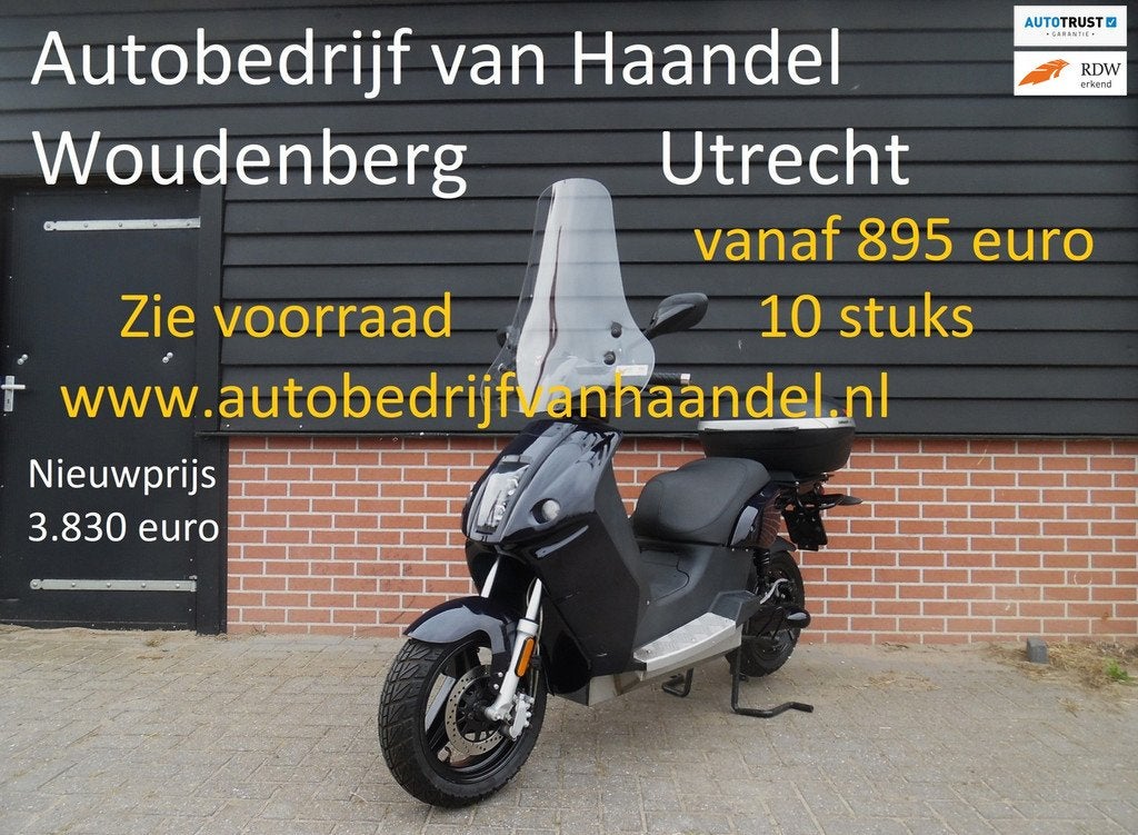 E-Max Bromscooter Verkocht V120LD+ 10-2020 277km grote actie, Vmoto, Gebruikt, Service@vmoto.com, Bolstoen 12X
1046 AT  Amsterdam, NL