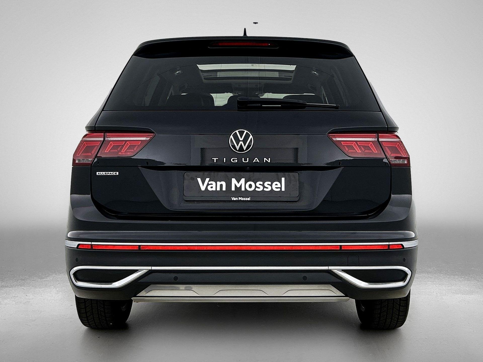 Volkswagen Tiguan Allspace 1.5 TSI DSG Life Business | Panor, Auto's, 12 maanden, 15 km/l, 4 cilinders, Zwart