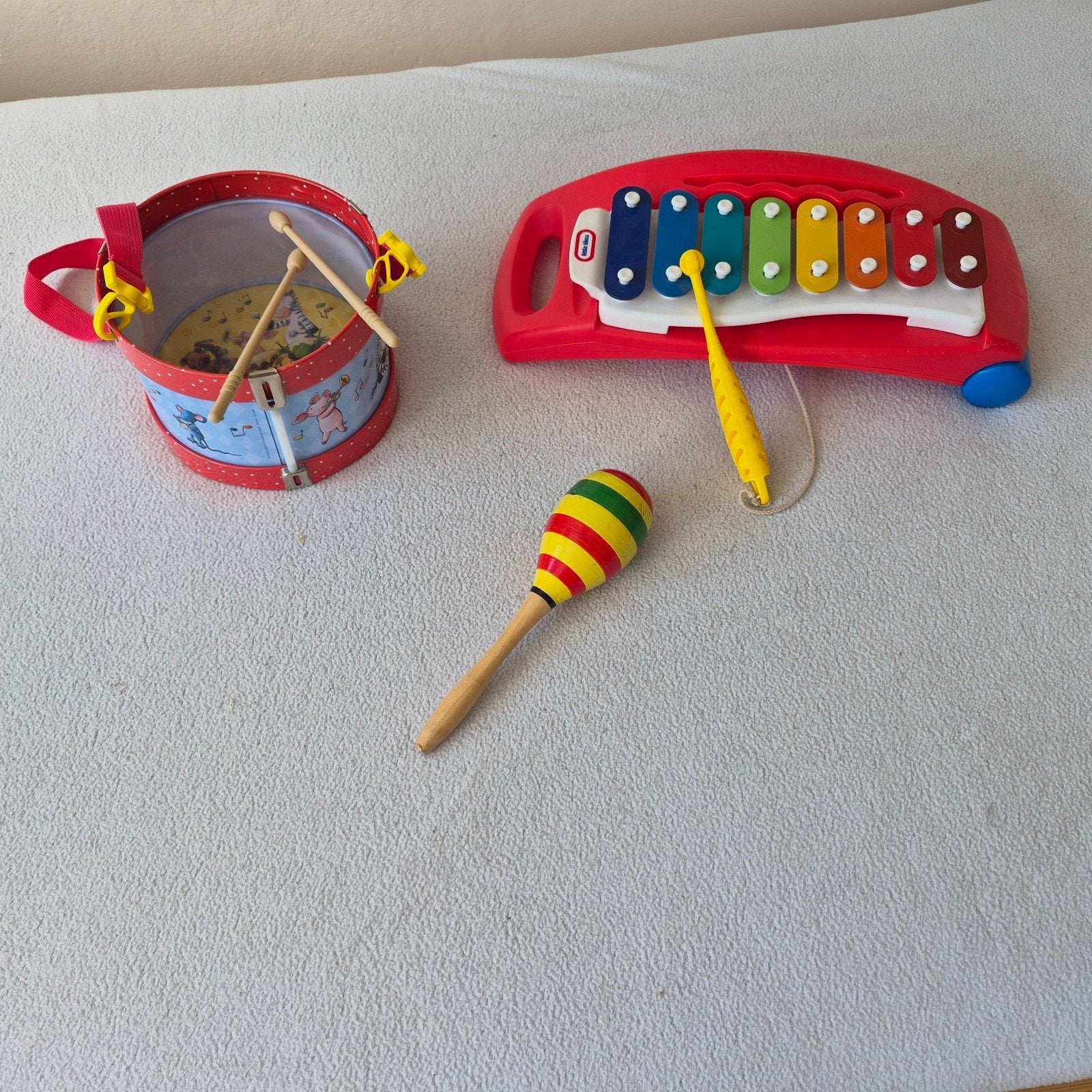 Kinder speelgoed instrumenten, Ophalen