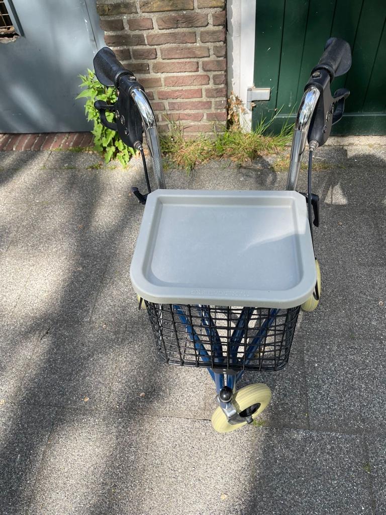 3 wiel rollator, Diversen, Ophalen, Opvouwbaar, Gebruikt