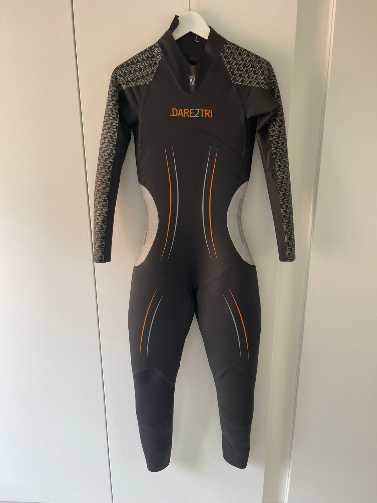 Dare2Tri Mach4 Wetsuit maat L, Ophalen of Verzenden, Zo goed als nieuw, Zwart, Algemeen