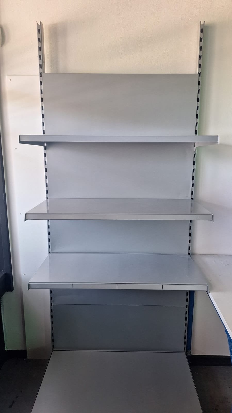 2x Professionele Metalen Winkelstelling/Wandstelling, Ophalen of Verzenden, Gebruikt