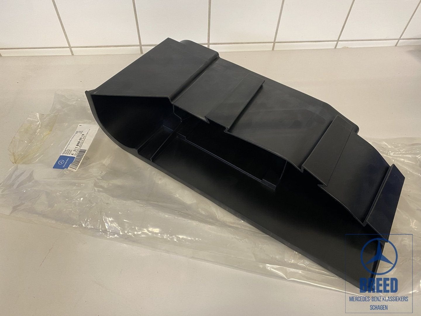 NOS tirefit houder kofferruimte voor Mercedes-Benz W211 C219, -, Nieuw, Ophalen of Verzenden, -