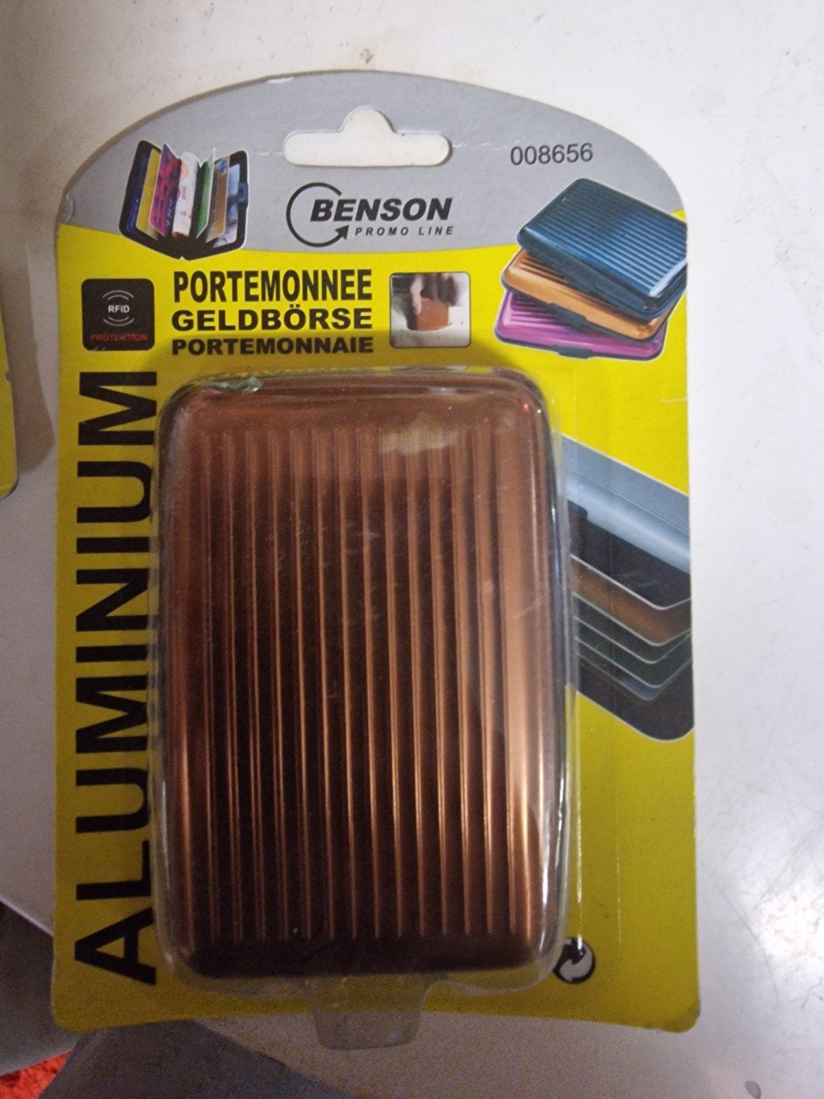 Benson Aluminium RFID Pasjeshouder - Bescherm je kaarten, Ophalen of Verzenden