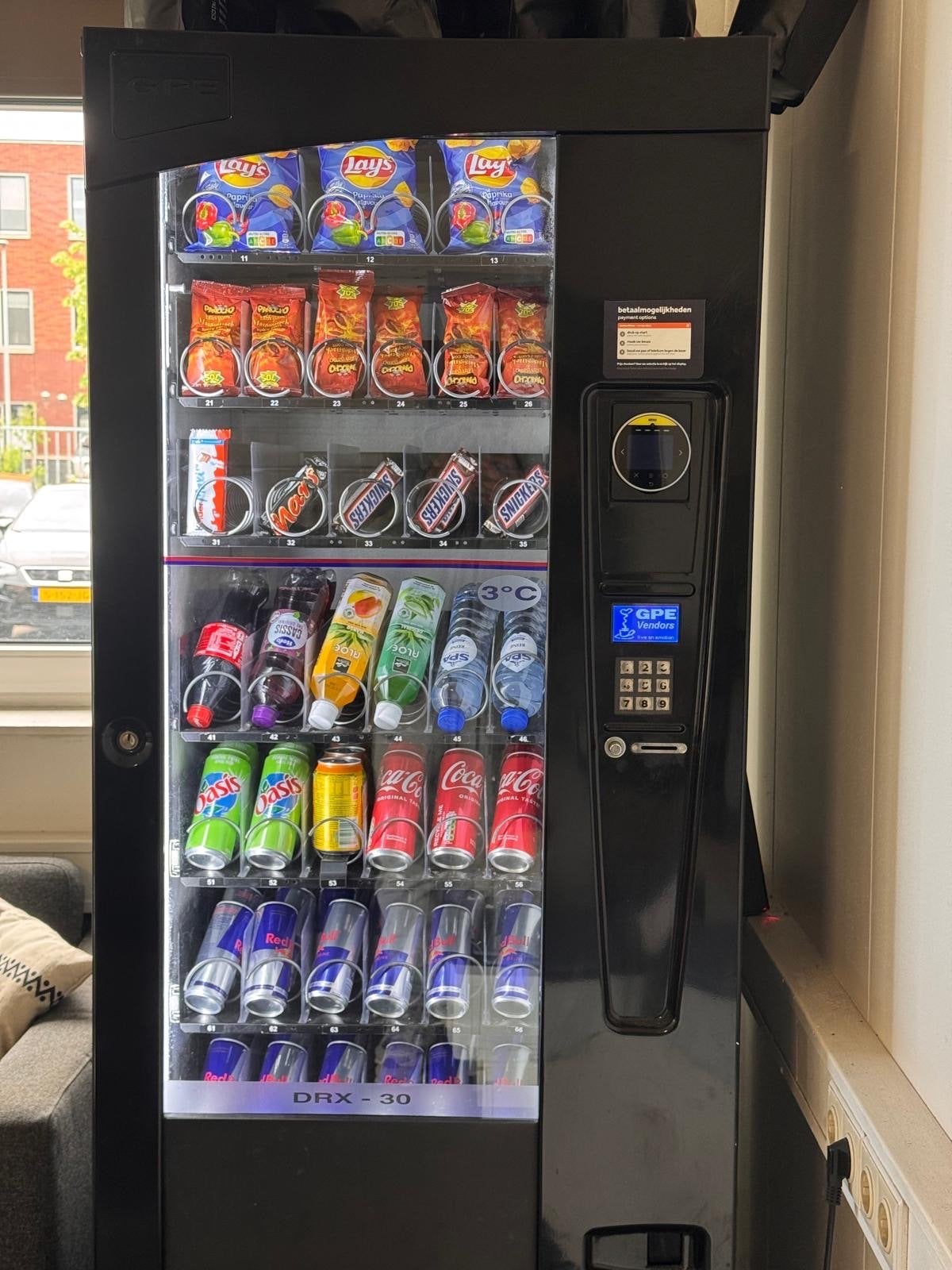 2x GPE DRX-30 Vendingautomaat - Snacks & Dranken, Verzamelen, Ophalen, Gebruikt