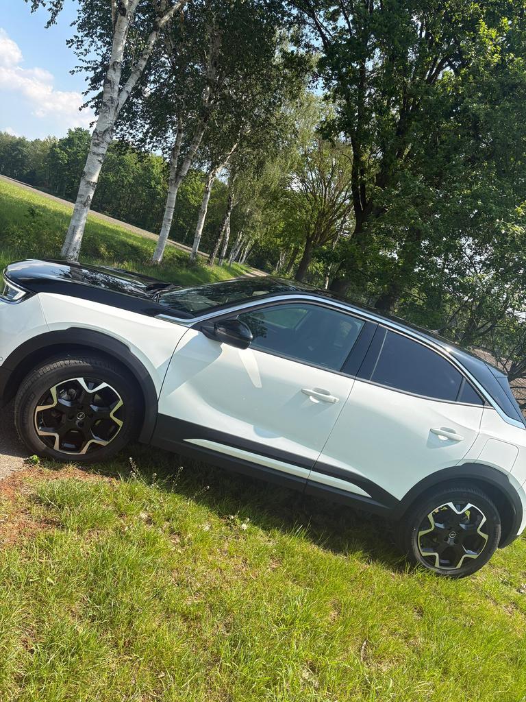 Opel Mokka 1.2 131pk Start/stop Aut 2022 Wit, 1195 kg, 1199 cc, Leder en Stof, Wit
