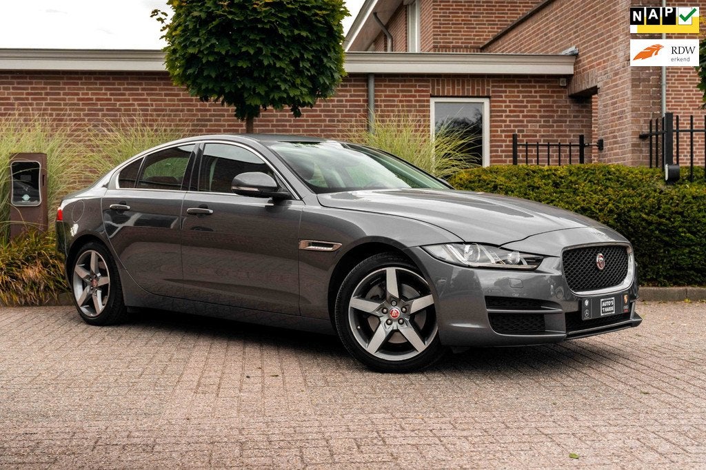 Jaguar XE 2.0 Portfolio 200 PK Afn. Trekhaak Camera Leder Cr, Auto's, Jaguar, Bedrijf, Te koop, XE, ABS, Achteruitrijcamera, Airbags