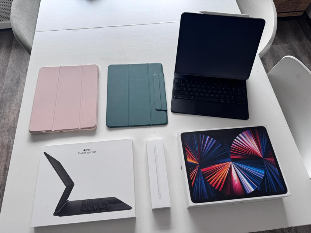 ipad PRO 12,9 5th, wifi, cellular, pencil, magic keyboard, Computers en Software, Apple iPads, 13 inch of meer, Apple iPad, Ophalen of Verzenden